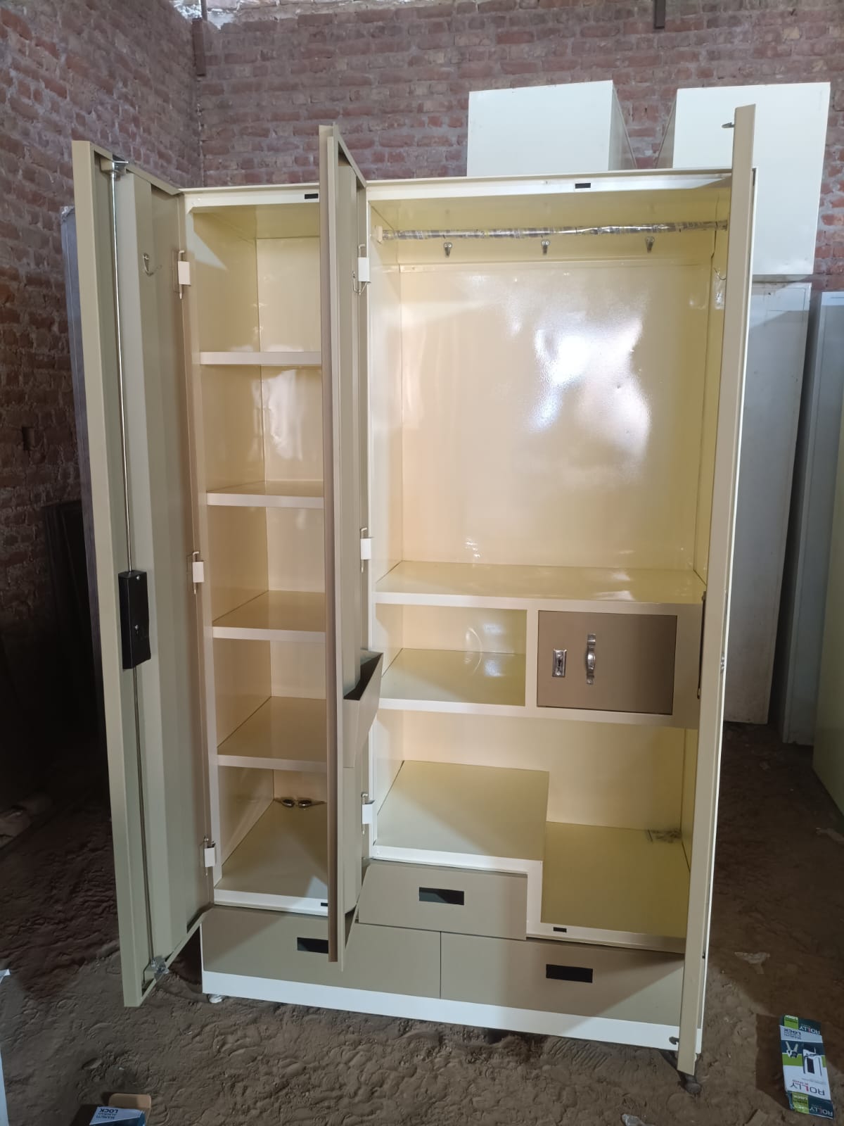 Luxury Iron Almirah (3 Door)